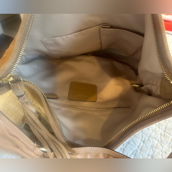 Coach suede handbag. - Picture 7 of 12